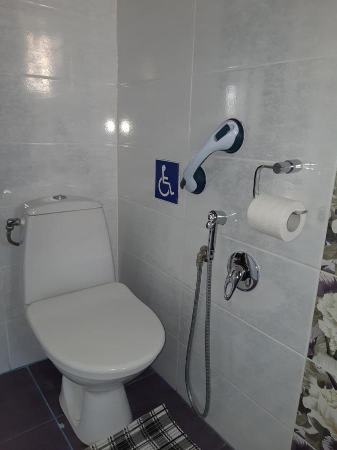 Fiesta Hotell Bilhorod-Dnistrovsʼkyy Exteriör bild